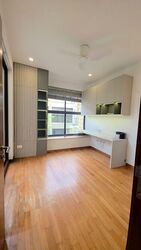 Holland Link (D10), Terrace #509647101